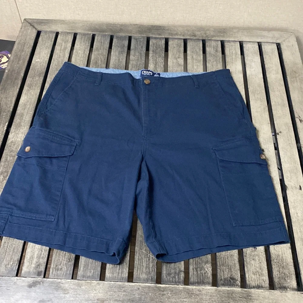 Chaps Cargo Shorts size 40 - Picture 1 of 6